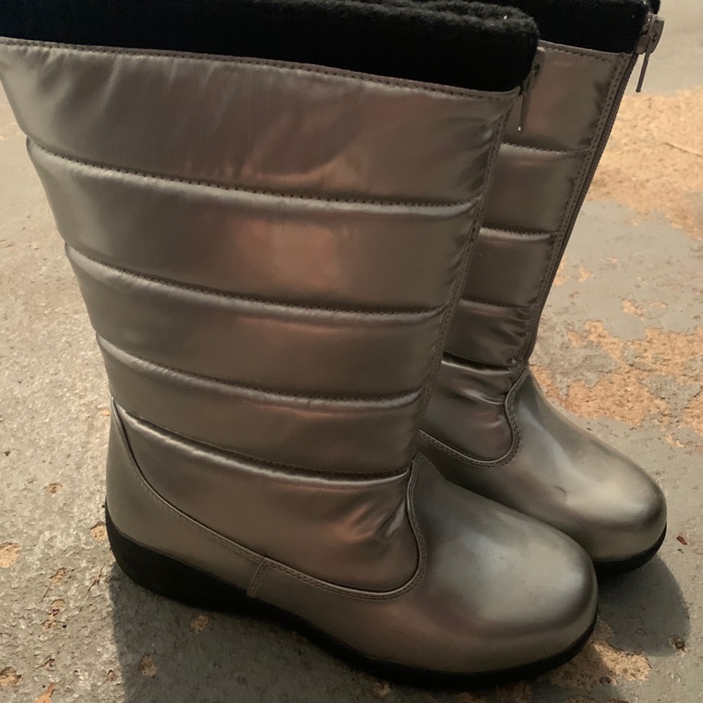 Girls Tundra Snow boots